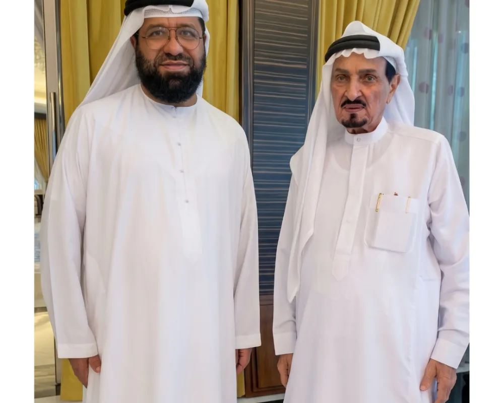 مؤسس مركز السلطان الطبي مع صاحب السمو الشيخ حميد بن راشد النعيمي
