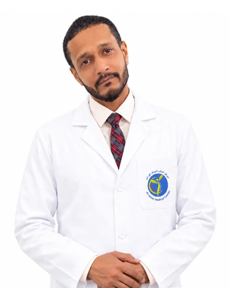 الدكتور يوسف يونس، جراح المسالك البولية في مركز السلطان الطبي
